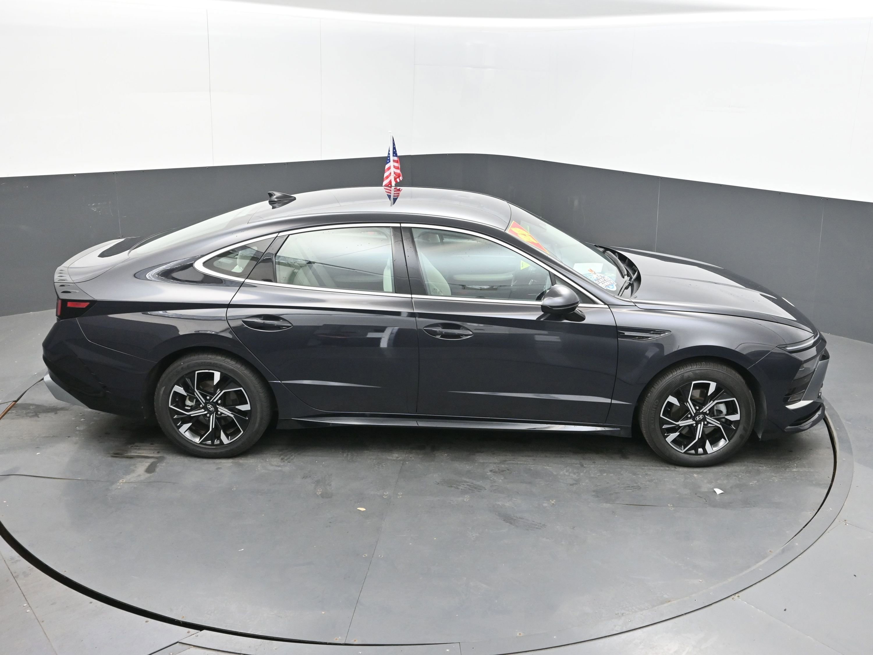 Used 2025 Hyundai Sonata SEL FWD image 40