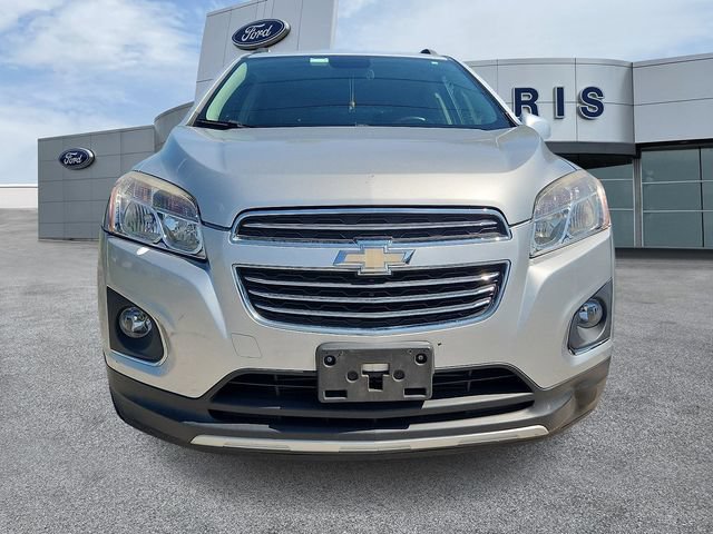 Used 2016 Chevrolet Trax LTZ AWD/4WD image 2