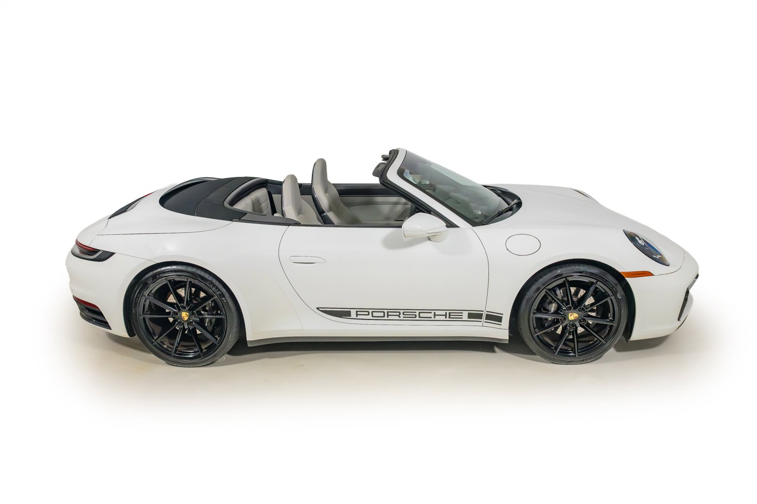 Used 2022 Porsche 911 Carrera RWD image 10