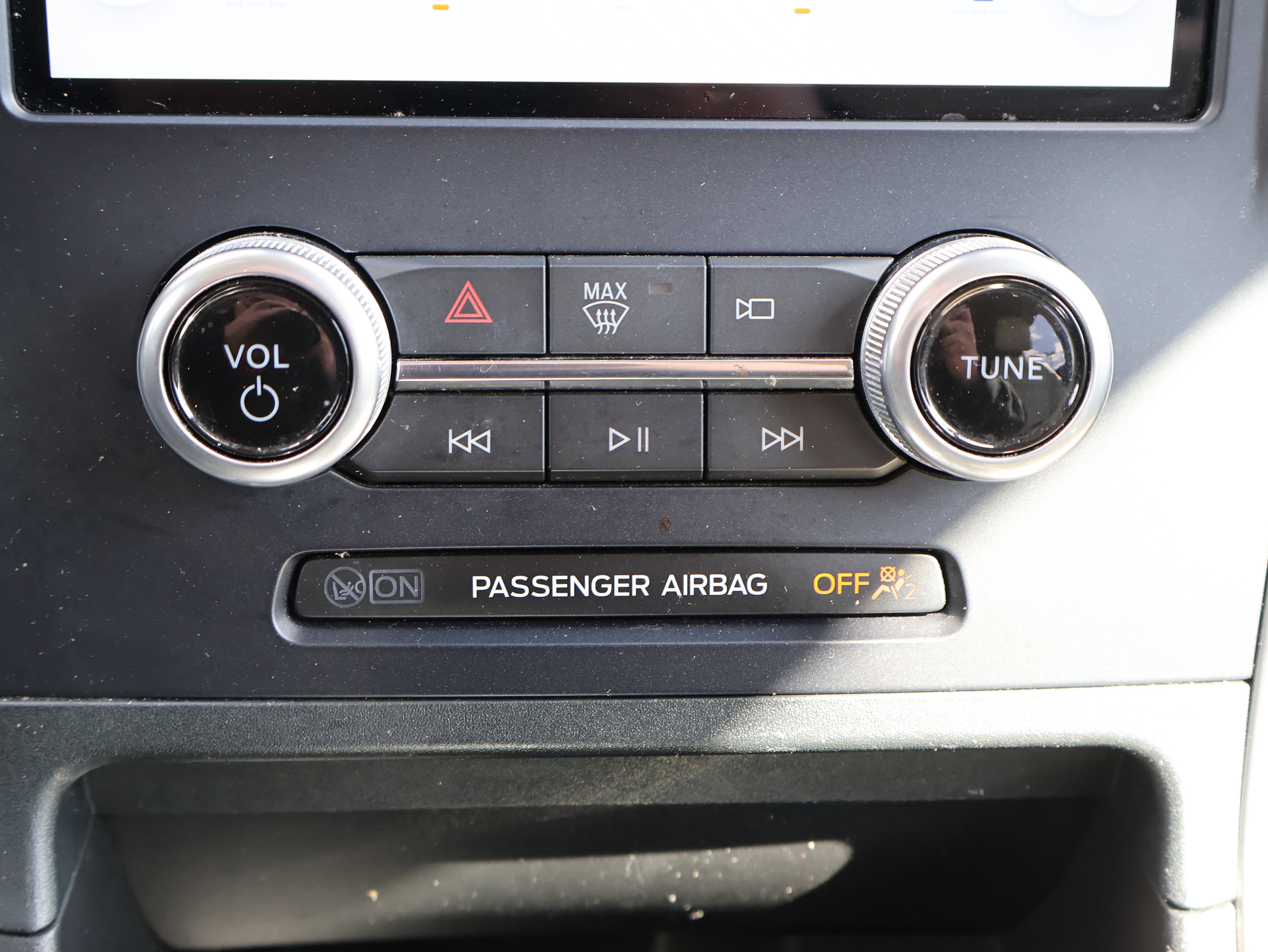 Used 2022 Ford Edge SEL image 31