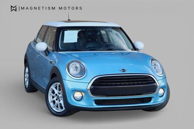 Used 2019 MINI Cooper 4-Door Hardtop FWD image 6