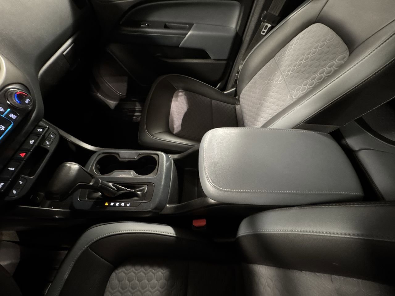 Used 2018 Chevrolet Colorado Z71 image 28