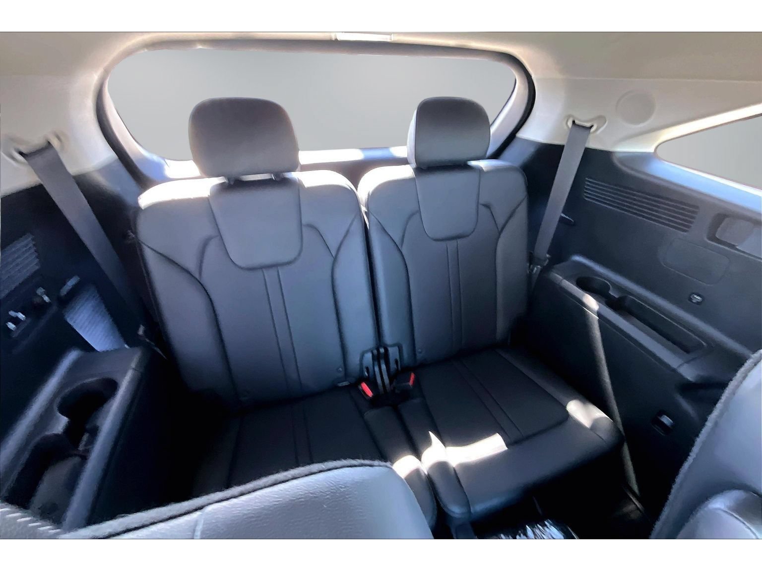 Used 2023 Kia Sorento SX AWD/4WD image 26