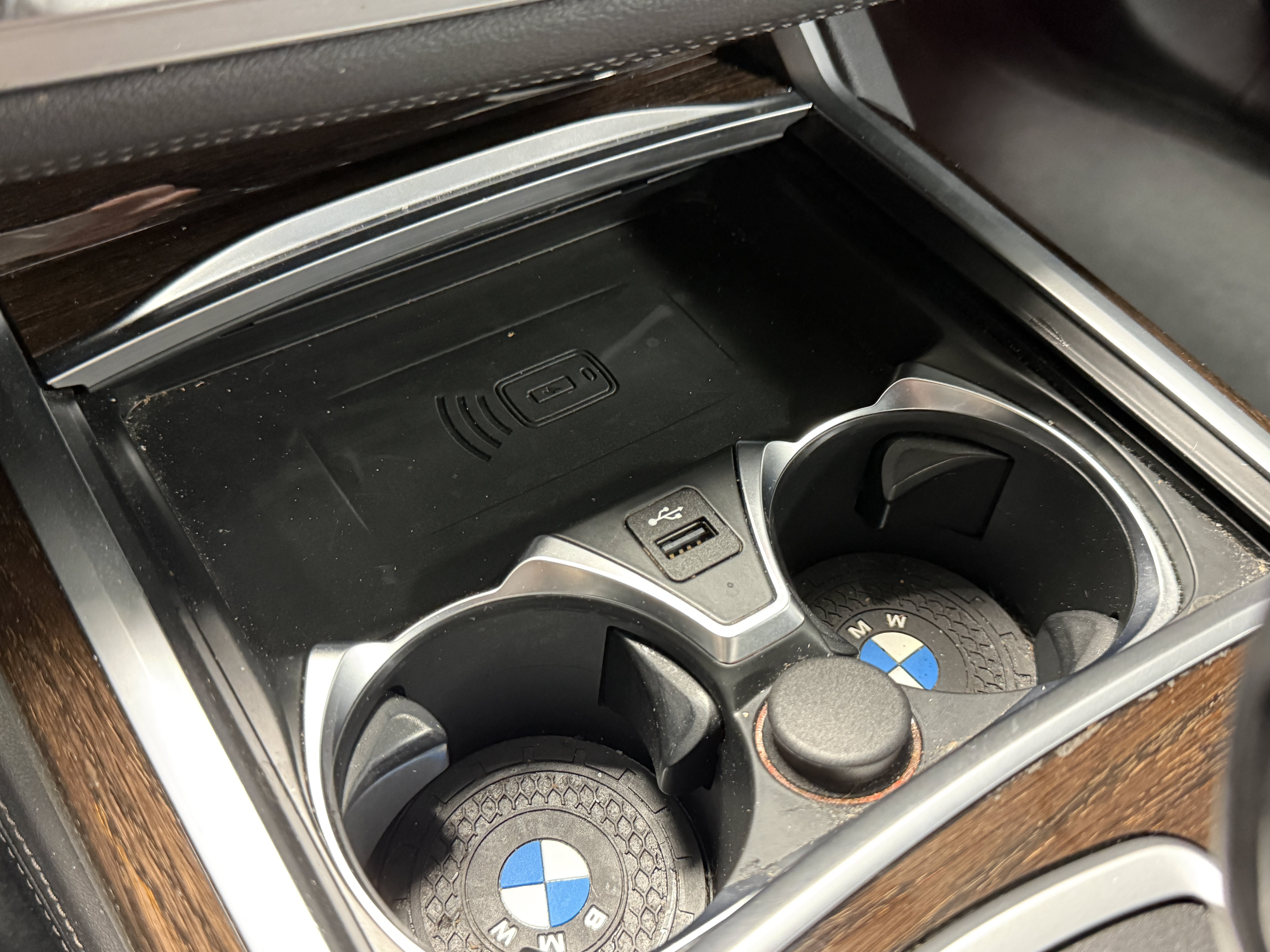 Used 2020 BMW 750i xDrive w/ Executive Package AWD/4WD image 14
