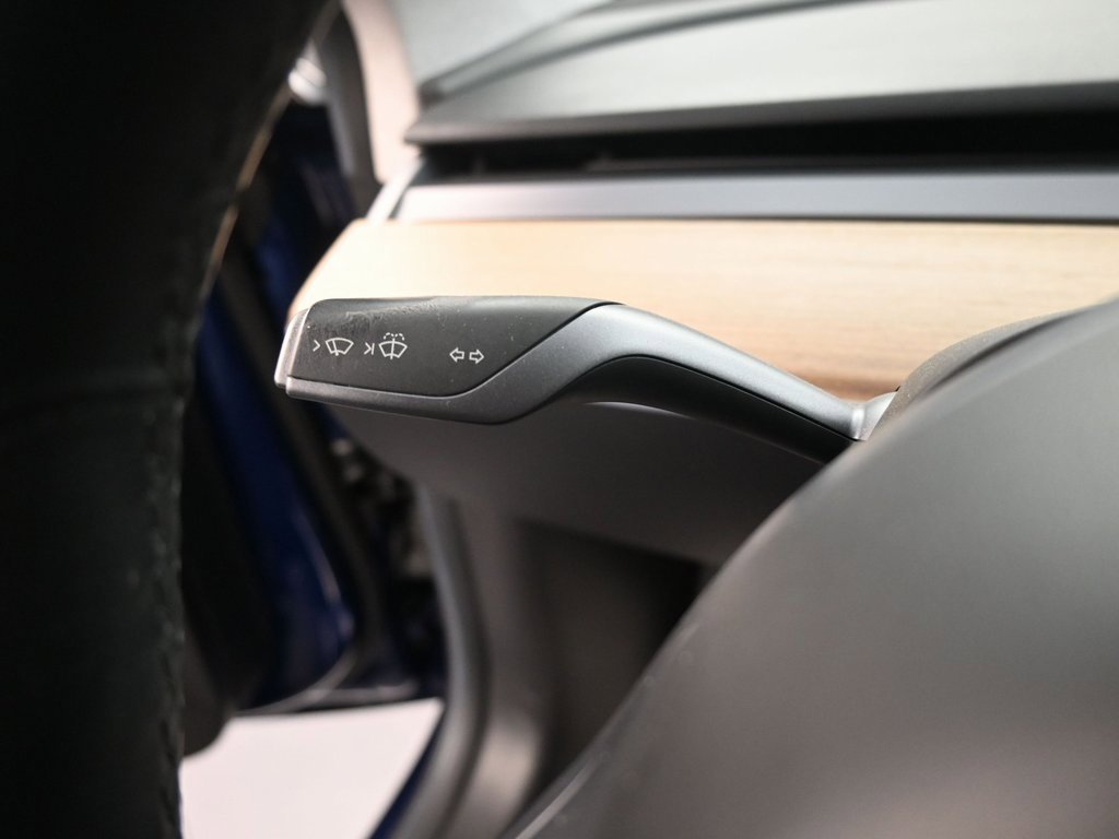 Used 2017 Tesla Model 3 Long Range image 22