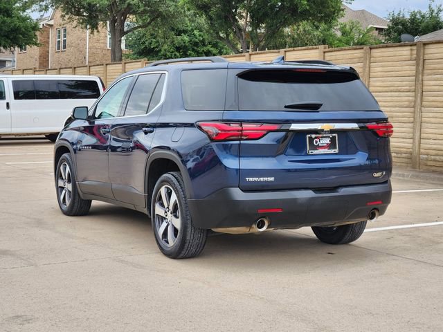 Used 2023 Chevrolet Traverse LT w/ LT Premium Package FWD video 3