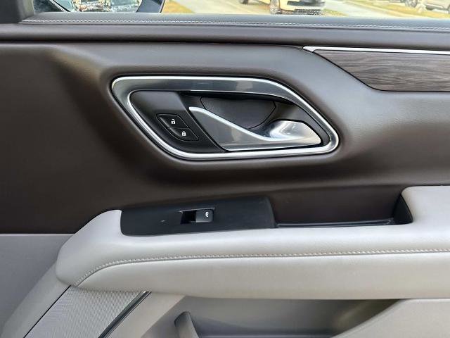 Used 2022 Chevrolet Tahoe Z71 w/ Luxury Package image 18