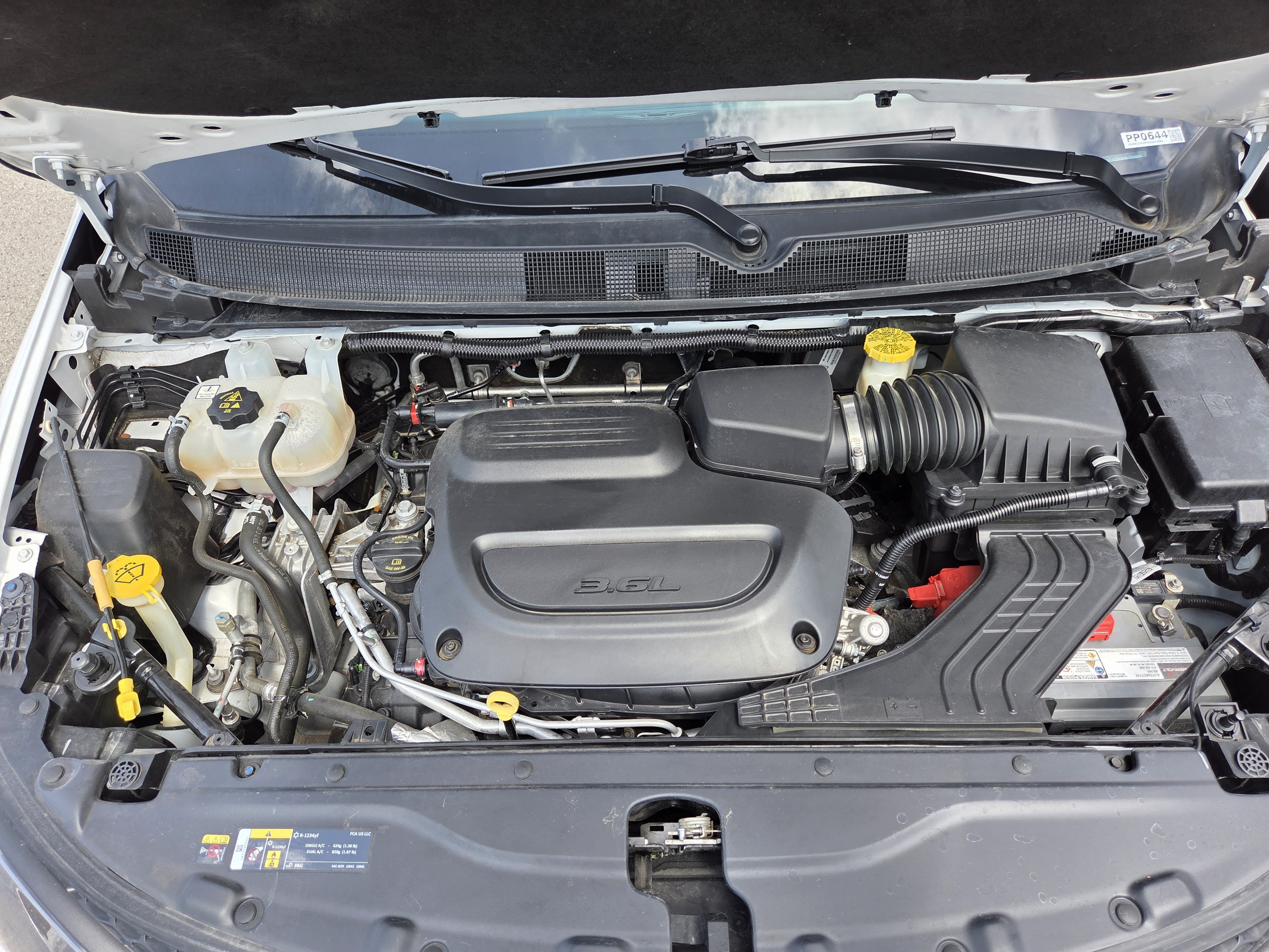 Used 2024 Chrysler Voyager LX FWD image 9