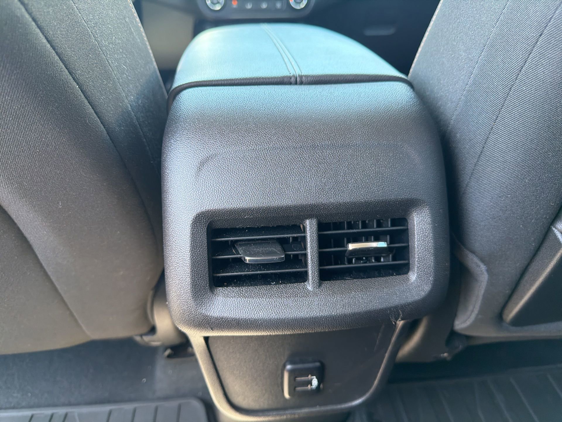 Used 2018 GMC Terrain SLE FWD image 14