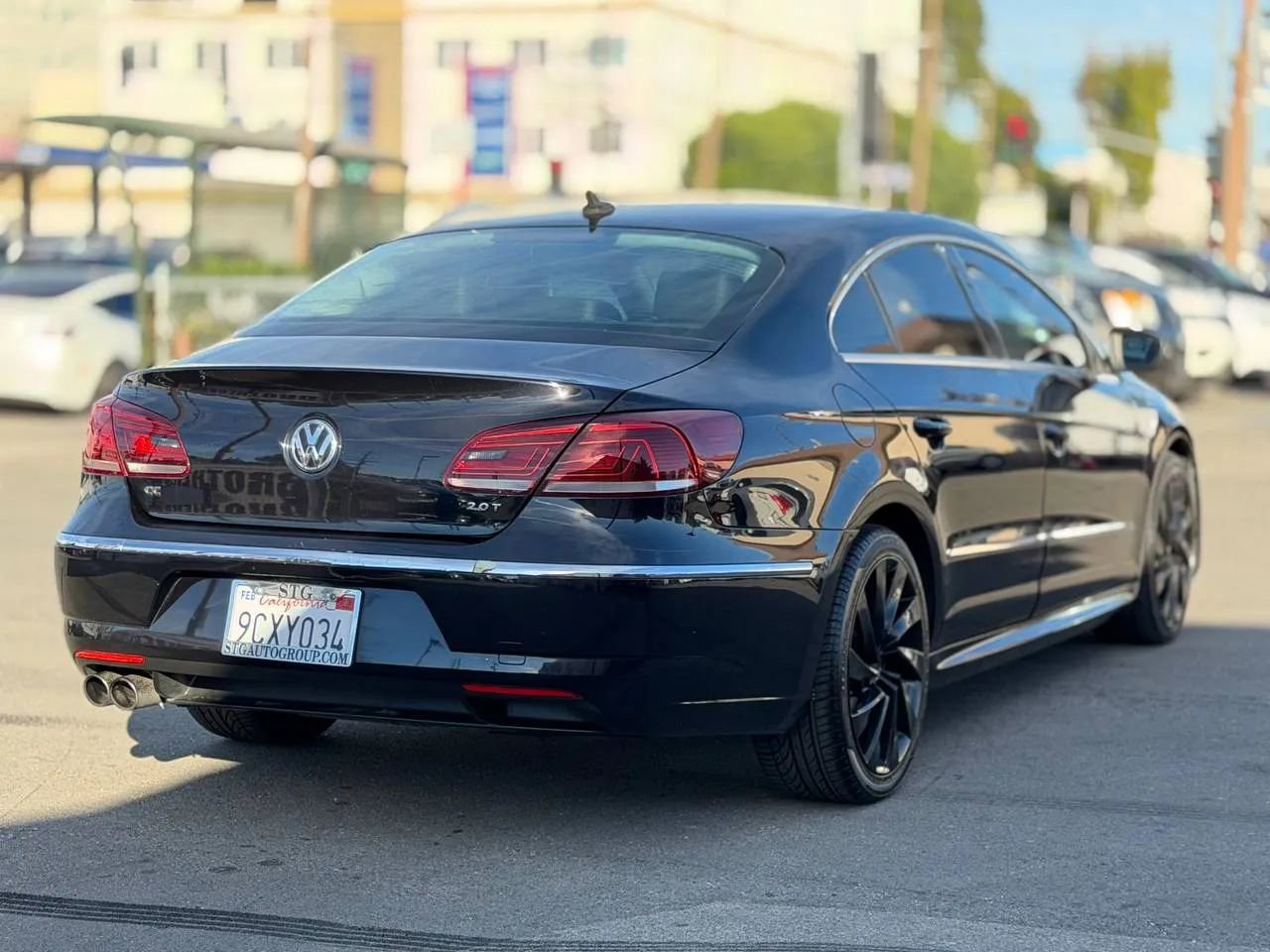Used 2014 Volkswagen CC R-Line image 19