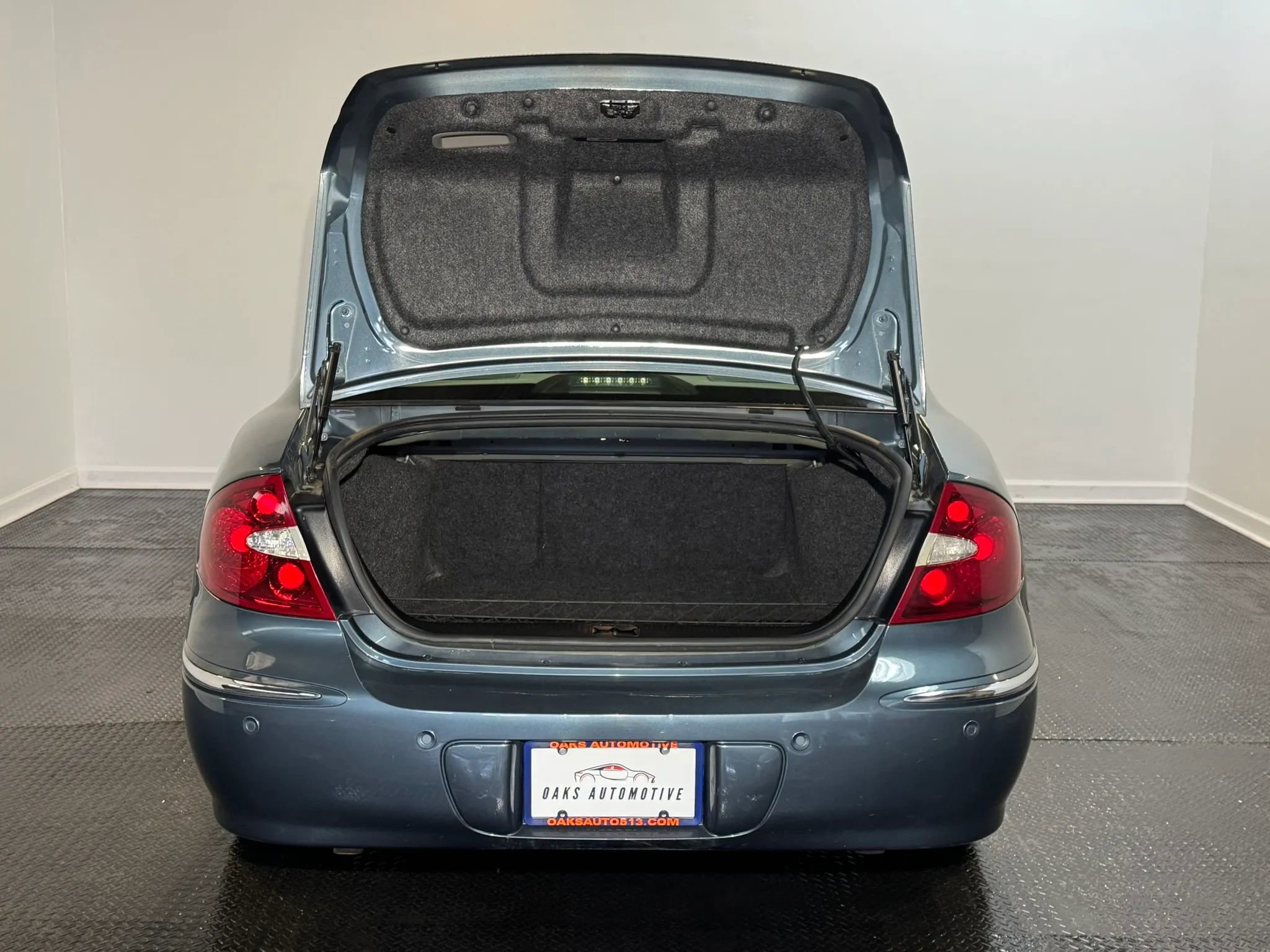 Used 2007 Buick LaCrosse CXS w/ Driver Confidence Package image 29