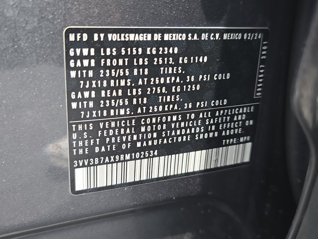 Used 2024 Volkswagen Tiguan SE FWD image 28