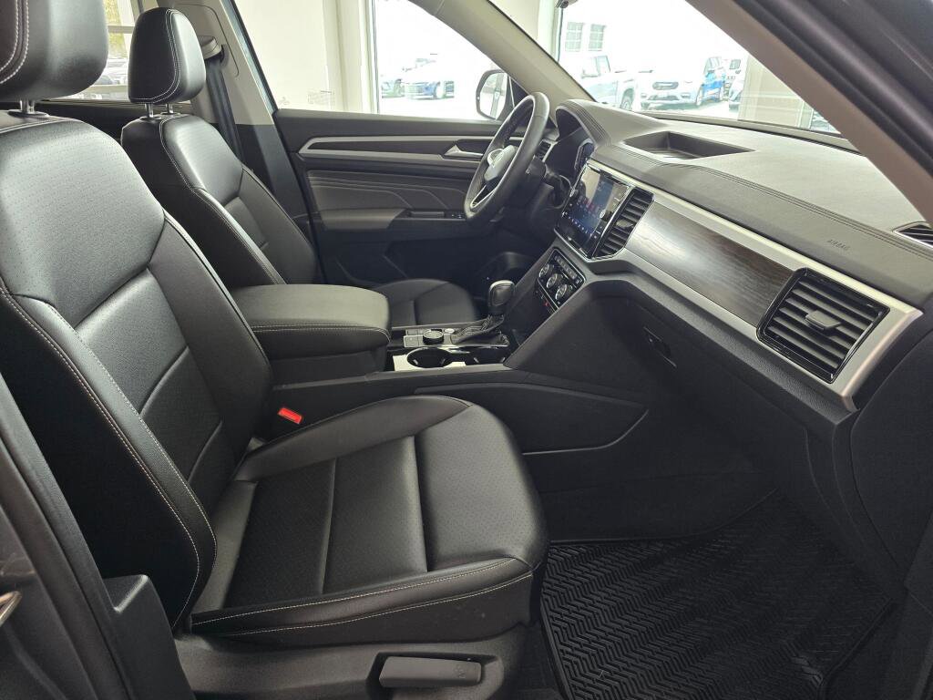 Used 2023 Volkswagen Atlas SE w/ Panoramic Sunroof Package AWD/4WD image 44