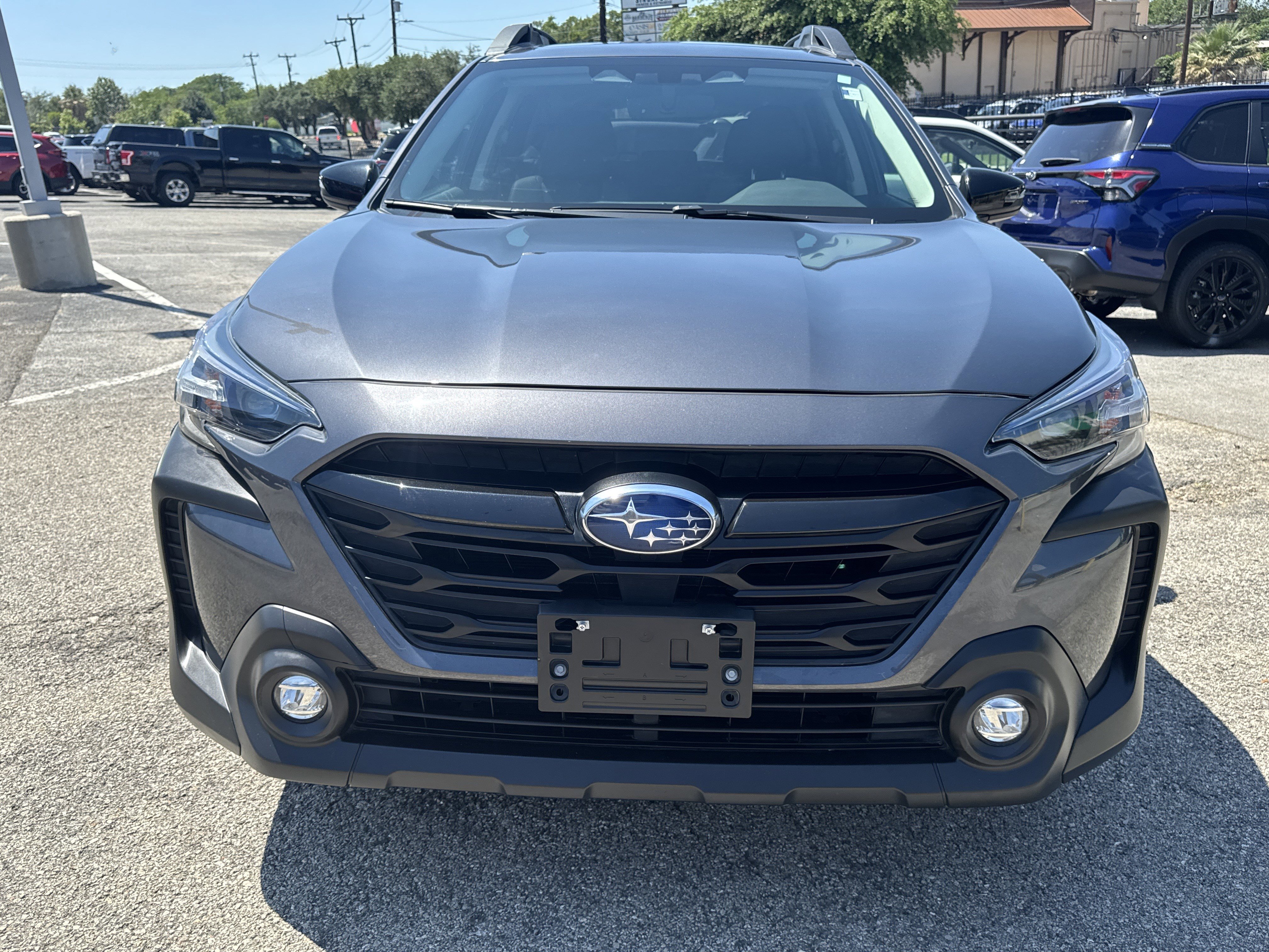 Certified 2024 Subaru Outback Onyx Edition AWD/4WD image 8