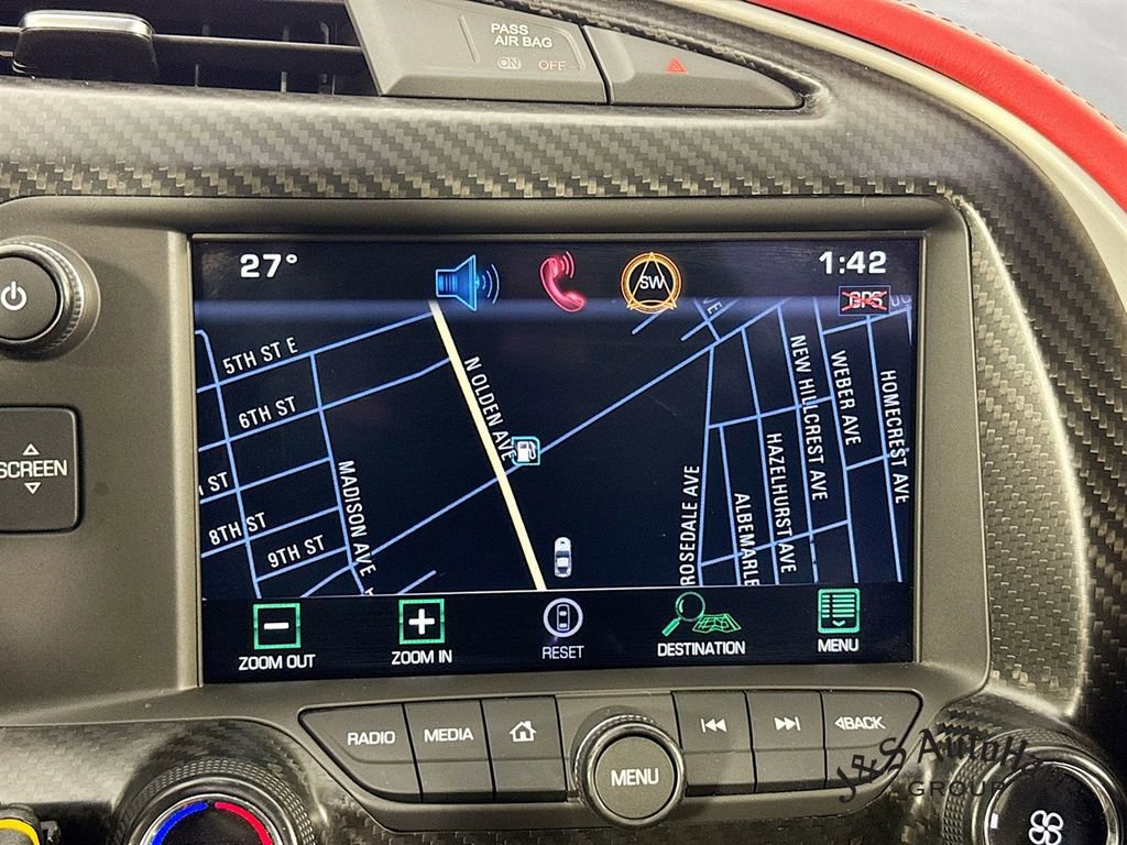 Used 2015 Chevrolet Corvette Z06 w/ 3LZ Preferred Equipment Group image 17