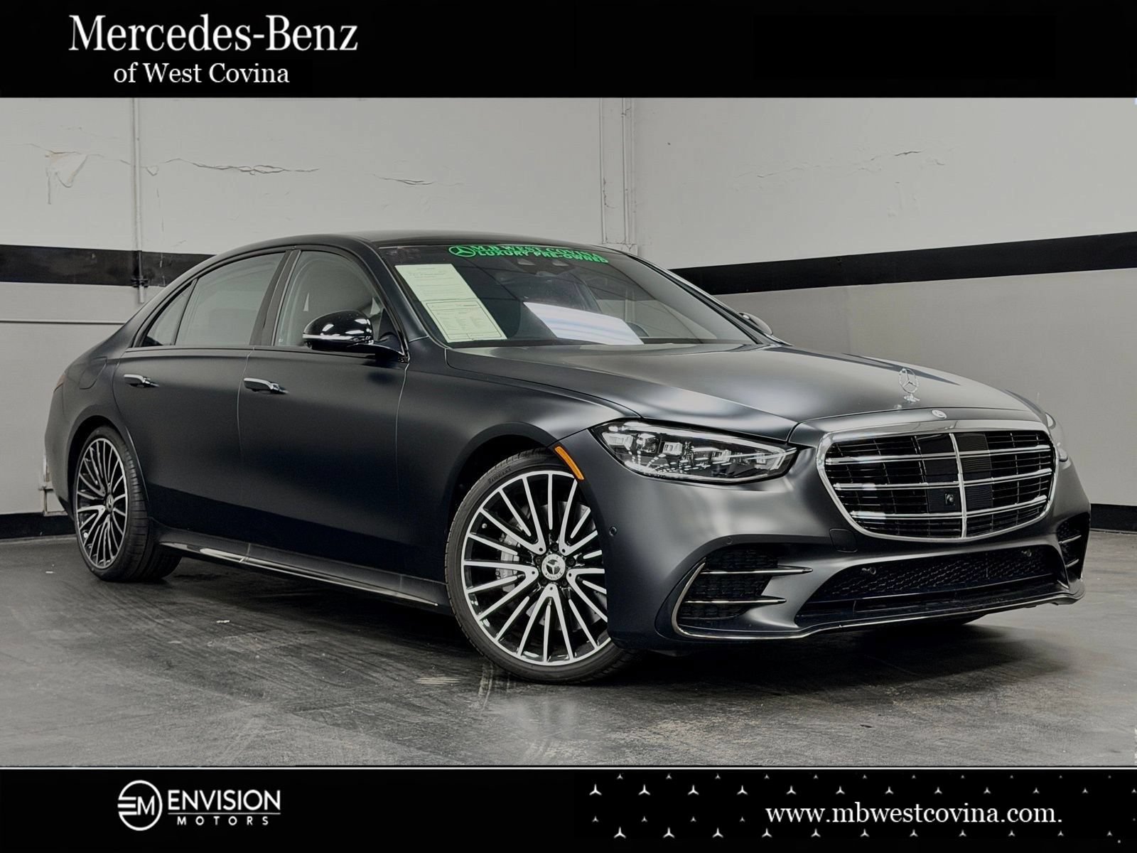 Used 2024 Mercedes-Benz S 500 4MATIC image 1