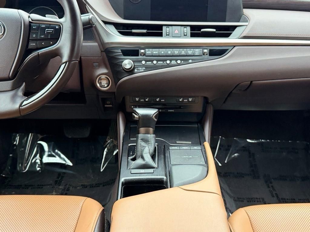 Used 2021 Lexus ES 250 w/ Premium Package image 15
