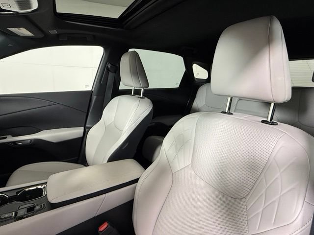 Used 2025 Lexus RX 350 Premium w/ Accessory Package FWD image 17