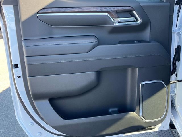 New 2025 GMC Sierra 1500 SLT w/ SLT Convenience Package image 18