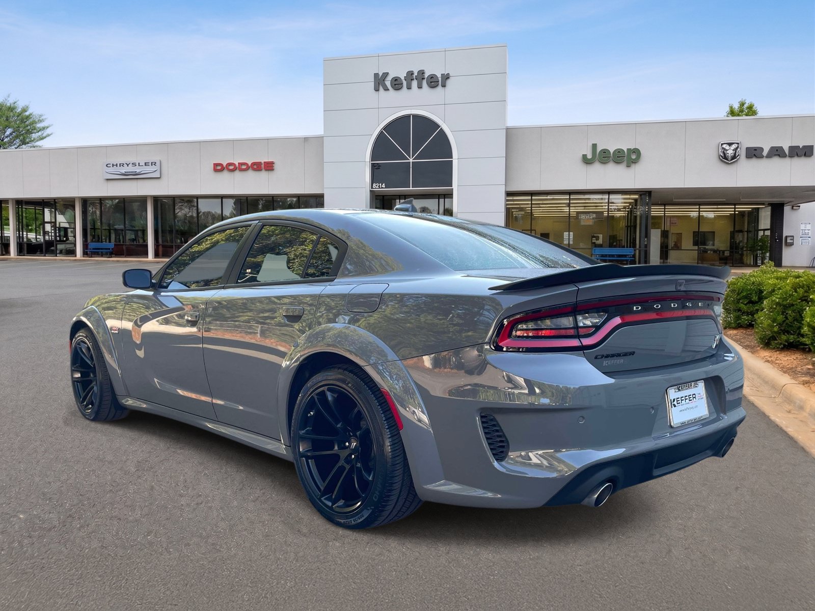 Used 2023 Dodge Charger Scat Pack RWD image 4