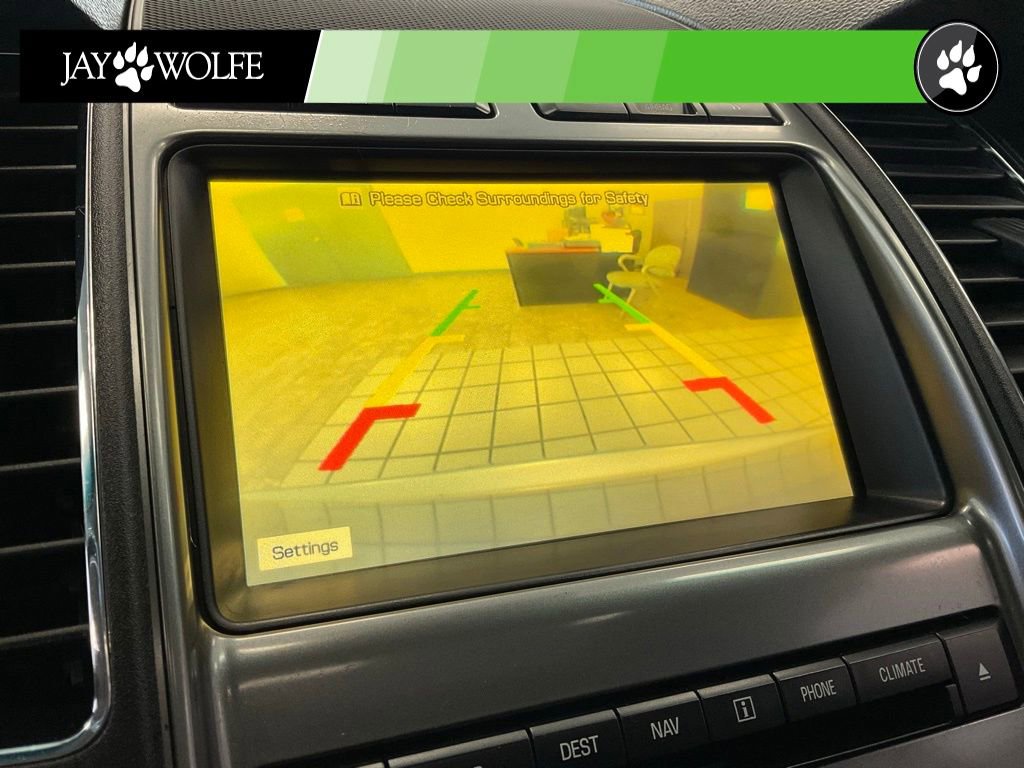 Used 2010 Ford Taurus Limited image 16