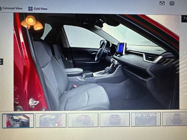 Used 2025 Toyota RAV4 XLE w/ Convenience Package FWD image 8