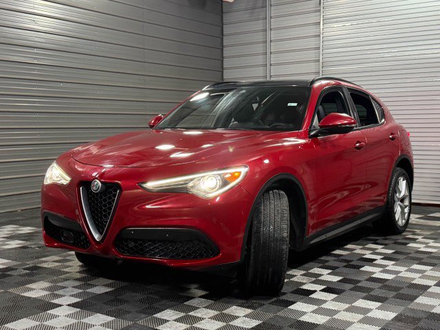 Used 2018 Alfa Romeo Stelvio Ti Sport image 40