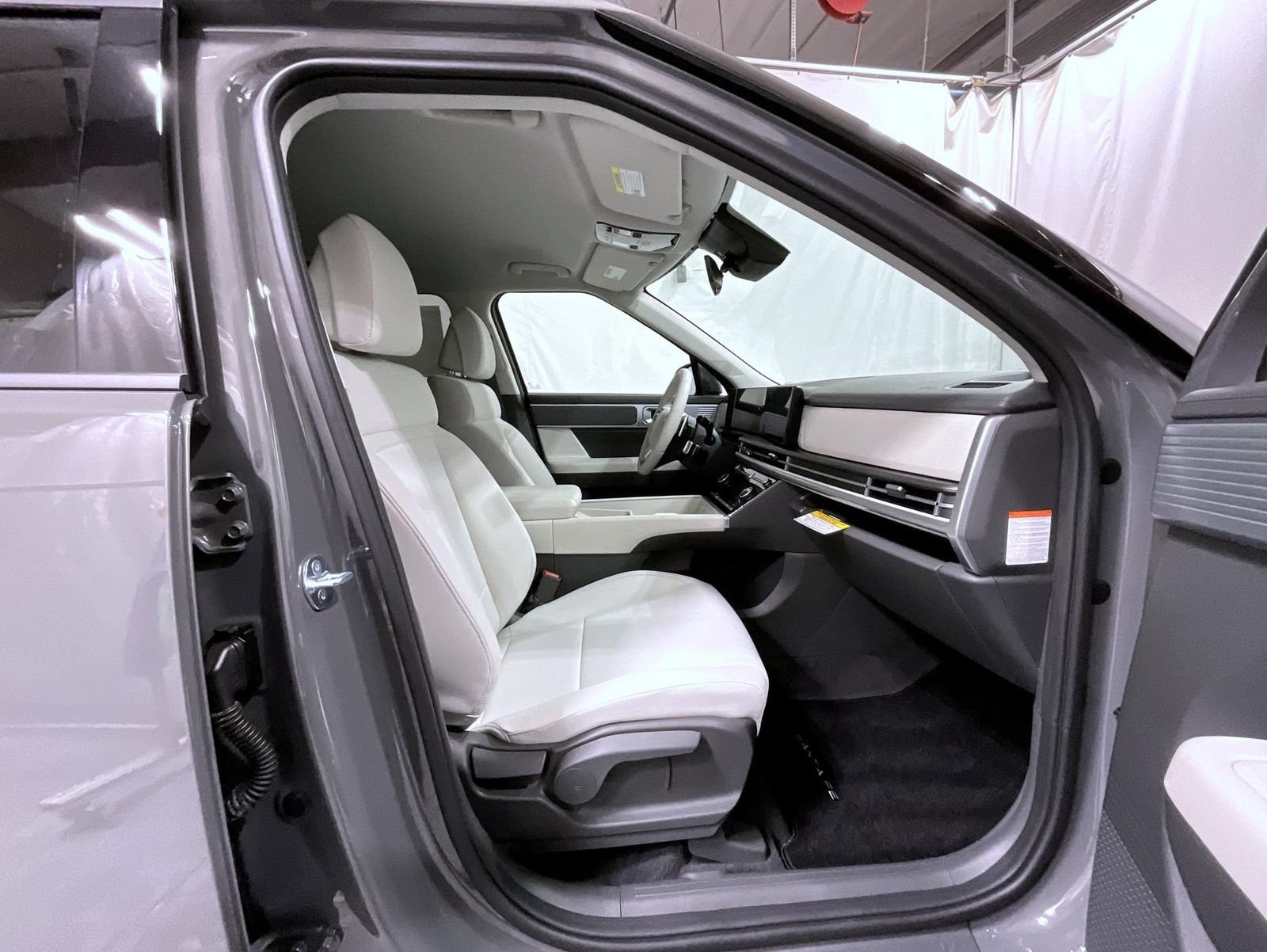 New 2026 Hyundai Santa Fe SE AWD/4WD image 16