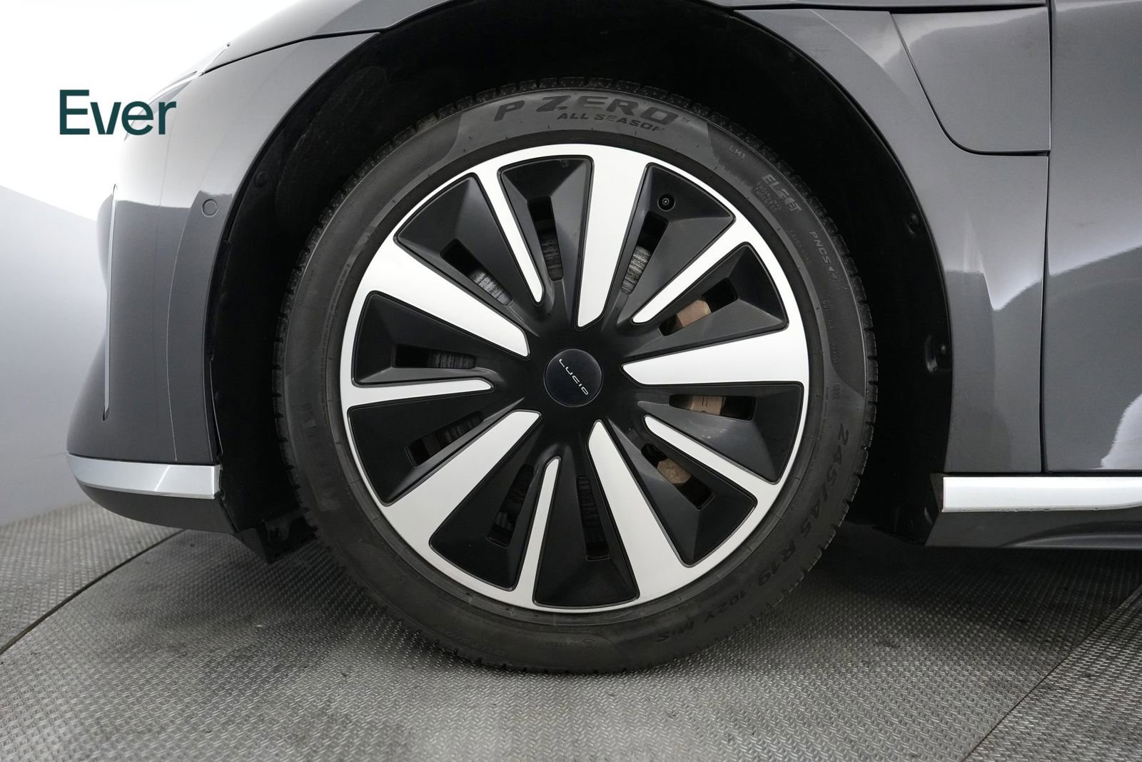 Used 2022 Lucid Air Grand Touring AWD/4WD image 22