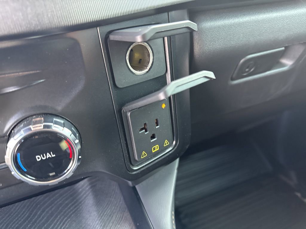 Certified 2024 Ford F350 Platinum AWD/4WD image 25