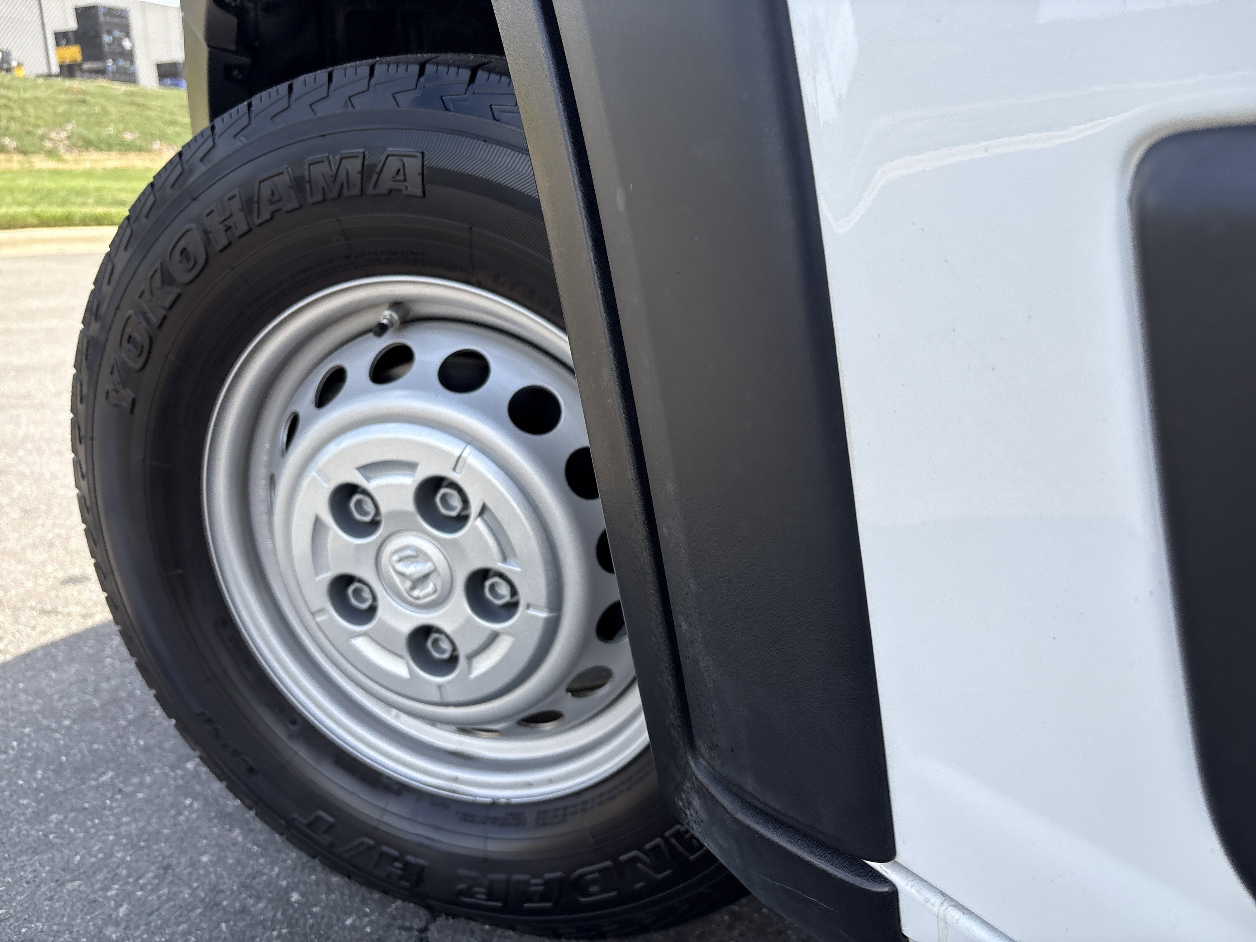 Used 2024 RAM ProMaster 2500 w/ Safety Group image 12