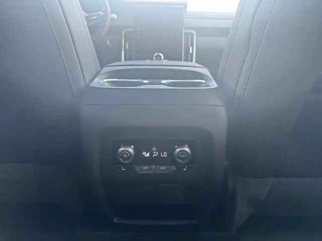 New 2026 GMC Acadia Denali w/ Super Cruise Package FWD image 22
