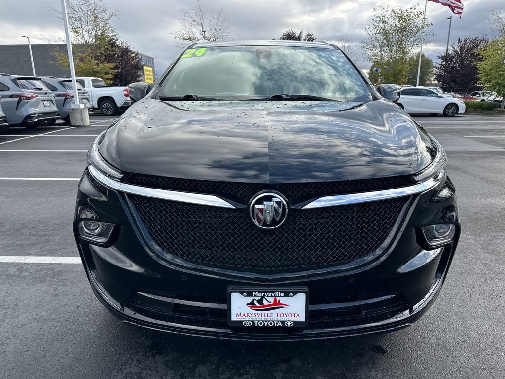 Used 2024 Buick Enclave Essence w/ Sport Touring Edition image 8