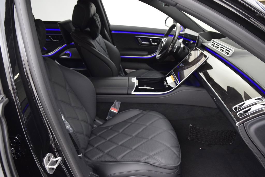 New 2026 Mercedes-Benz Maybach S 580 4MATIC image 16