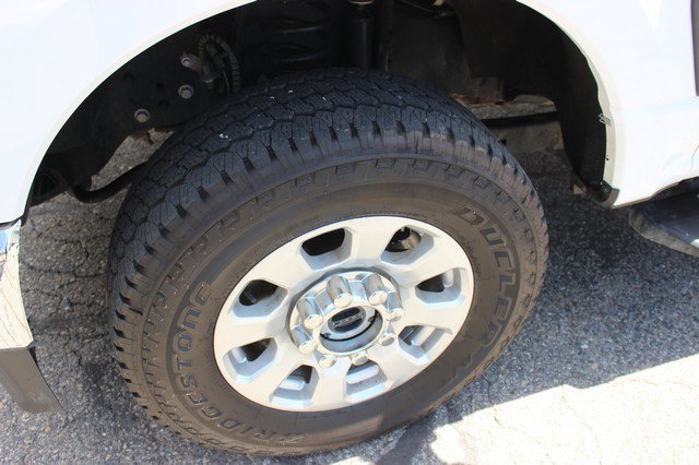 Used 2024 Ford F350 XLT w/ FX4 Off-Road Package AWD/4WD image 3
