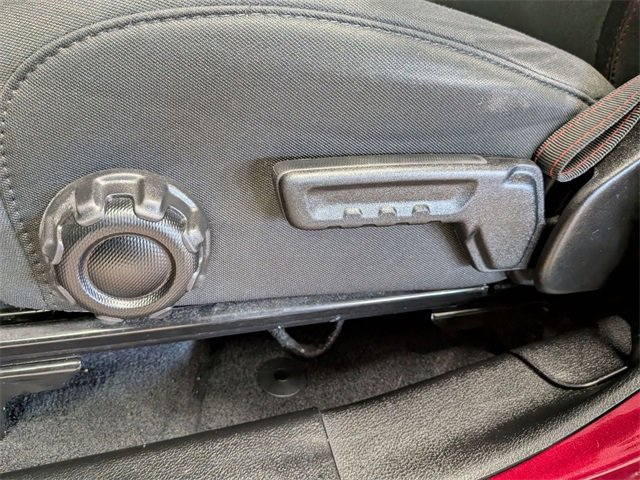 Certified 2022 Jeep Wrangler Unlimited Rubicon w/ Cold Weather Group image 12