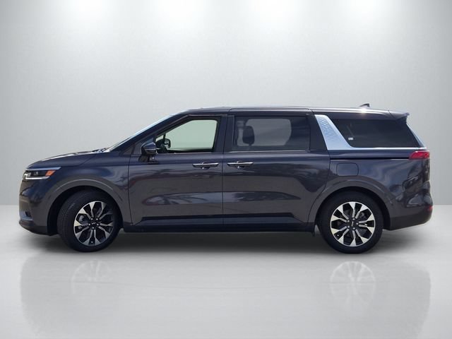 Used 2024 Kia Carnival EX FWD image 7