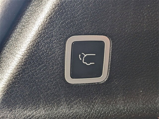 Certified 2021 Chrysler Pacifica Touring-L w/ S Appearance Package image 28