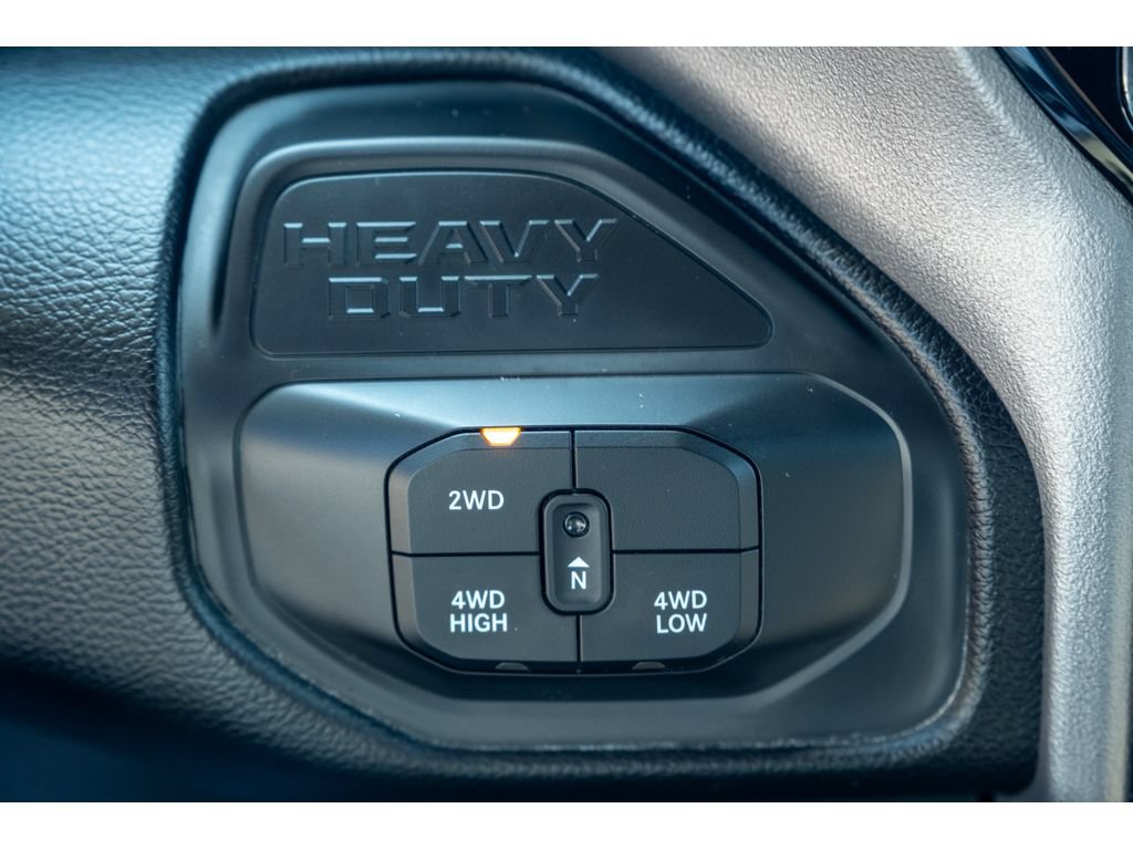 Used 2025 RAM 2500 Big Horn AWD/4WD image 28