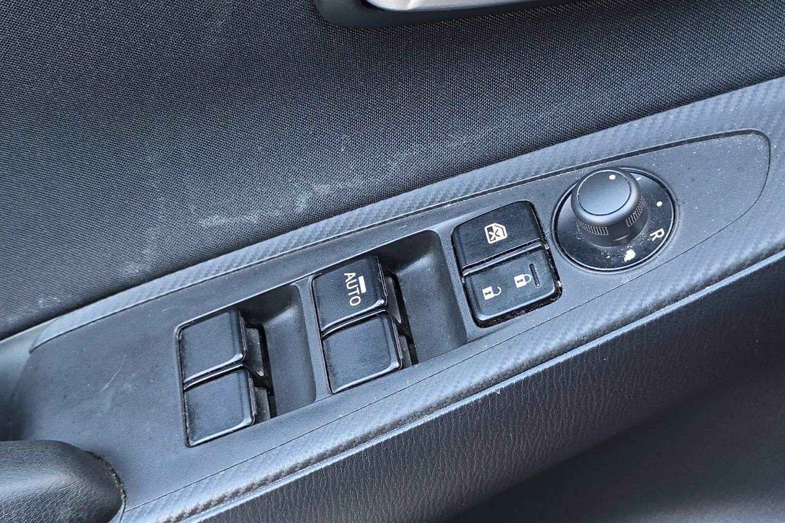 Used 2020 Toyota Yaris LE FWD image 12