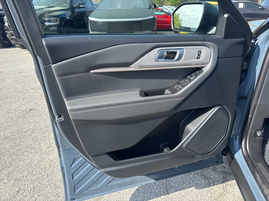 Used 2026 Ford Explorer Active image 24