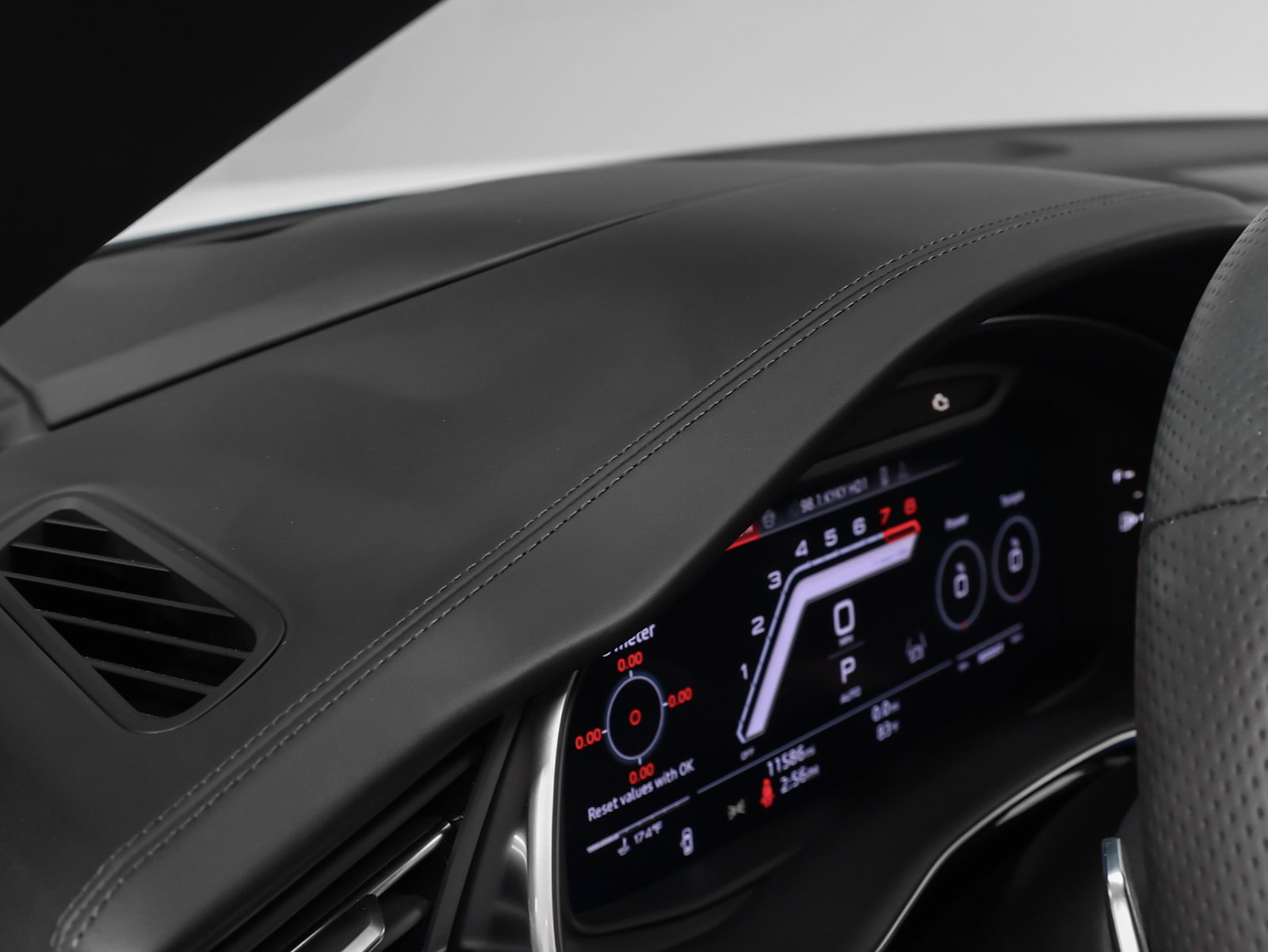 Used 2026 Audi RS Q8 performance AWD/4WD image 39