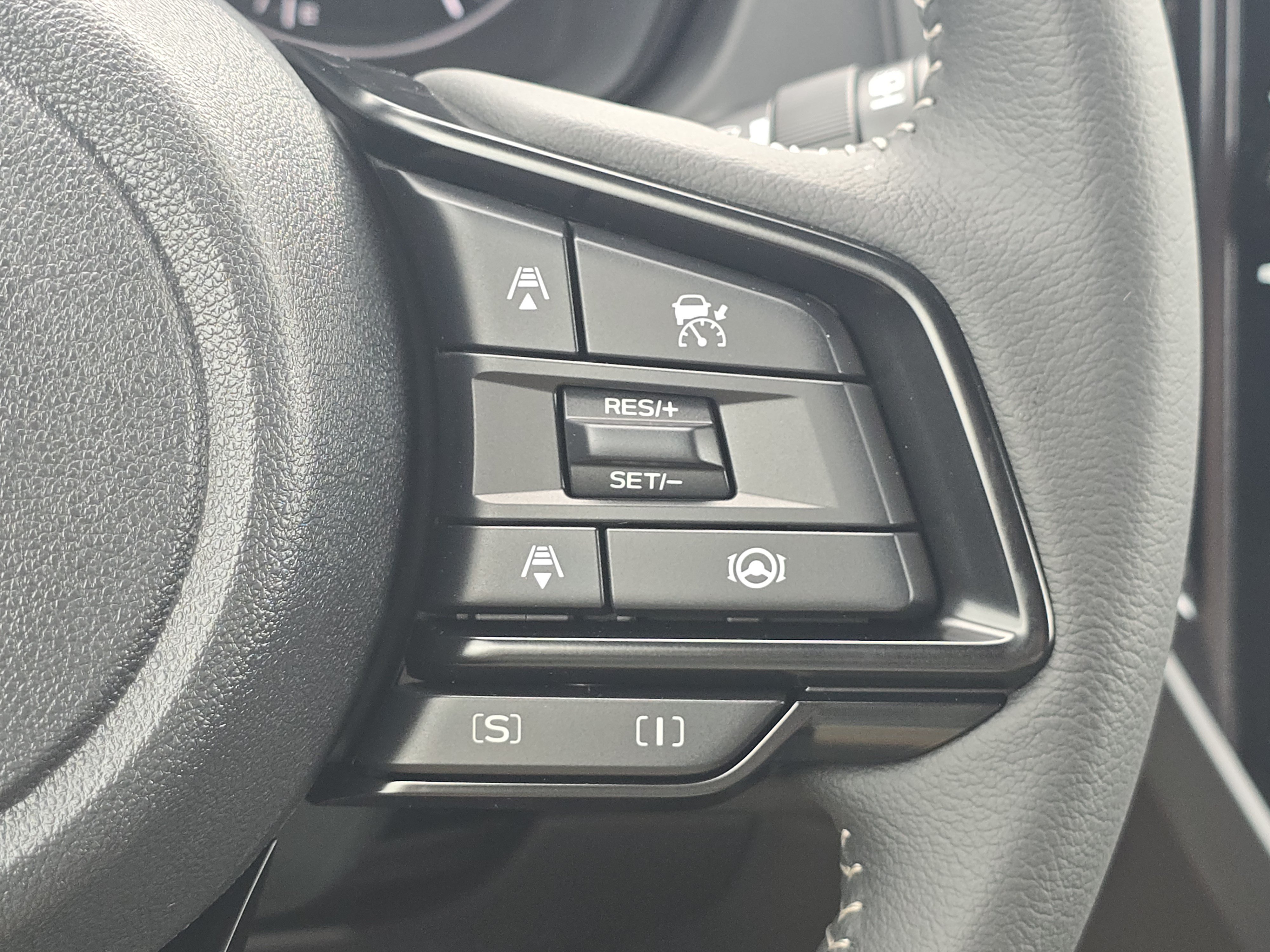 New 2026 Subaru Forester Premium AWD/4WD image 25