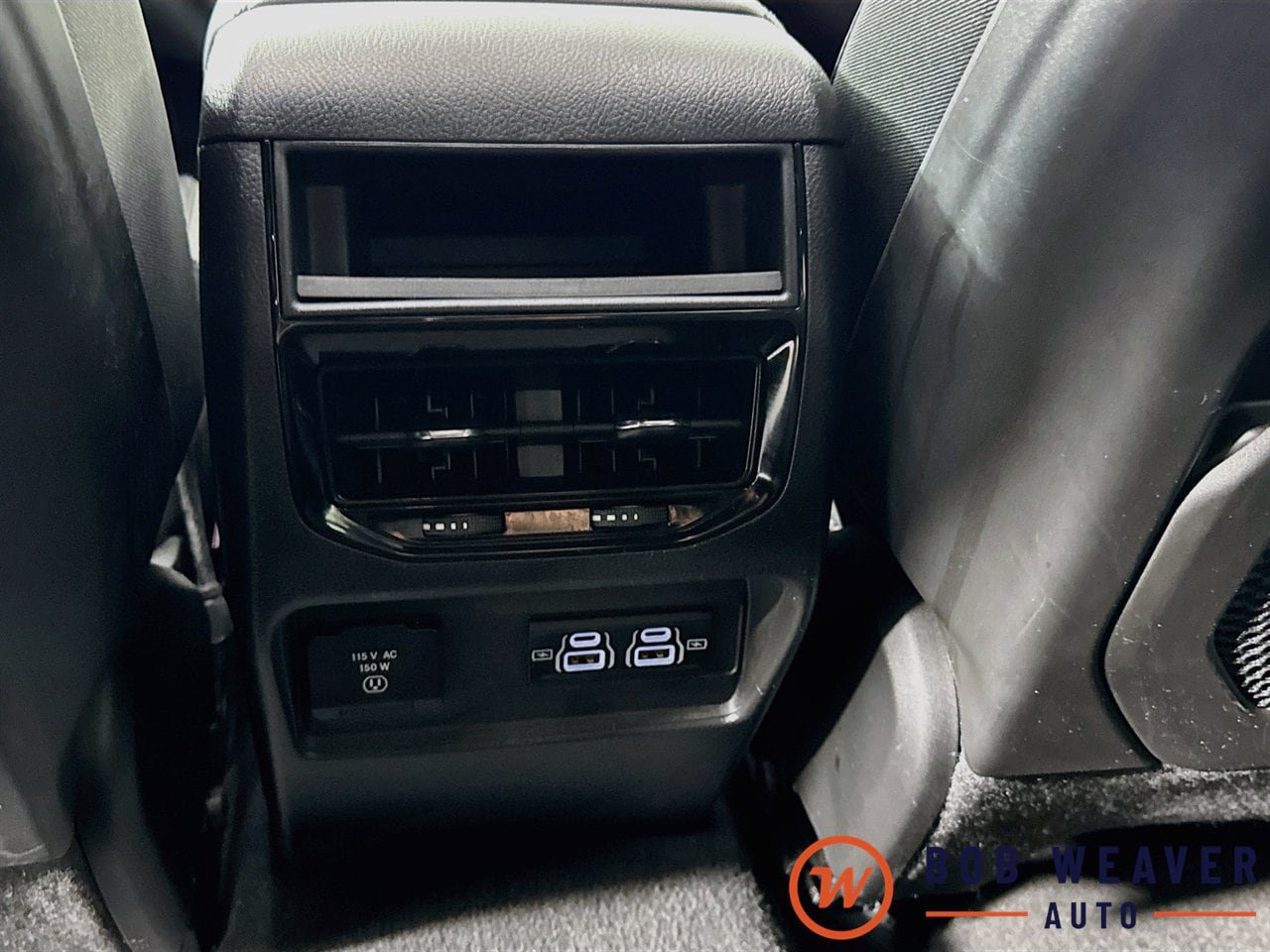 Used 2023 Jeep Grand Cherokee Altitude AWD/4WD image 33