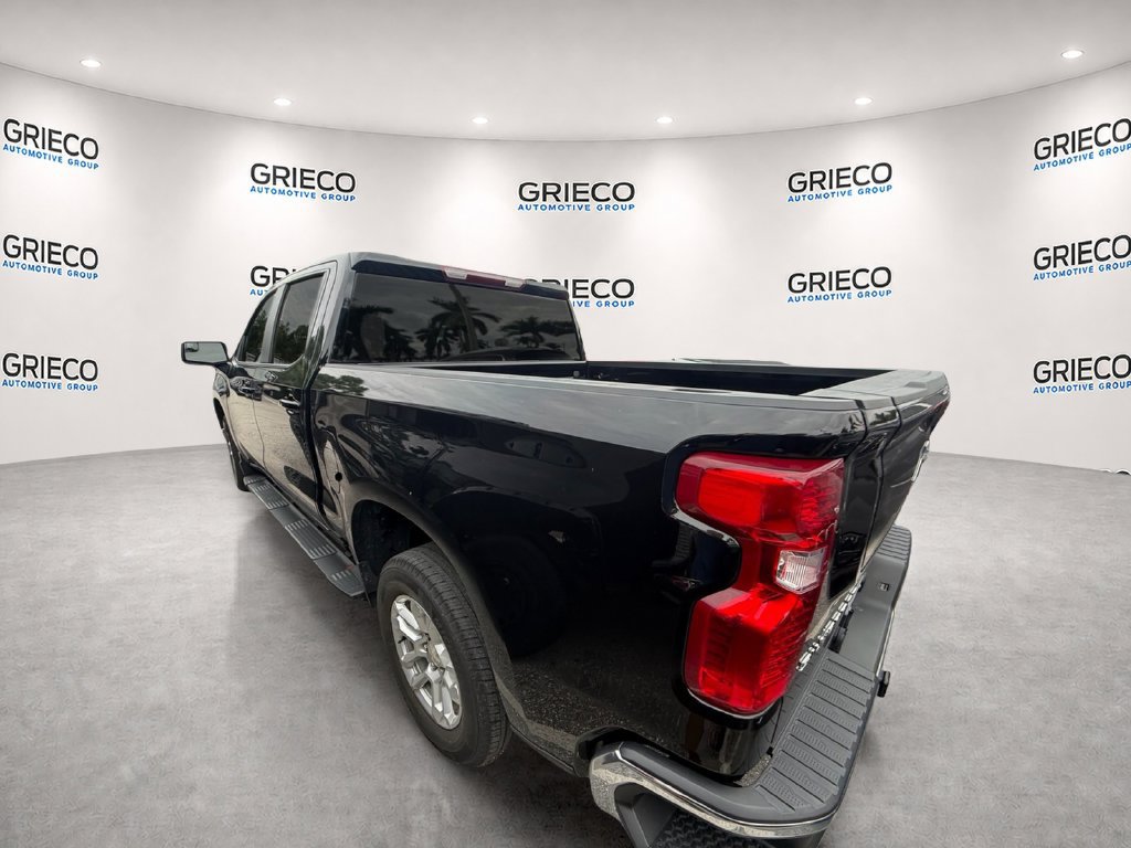 Used 2024 Chevrolet Silverado 1500 LT RWD image 9