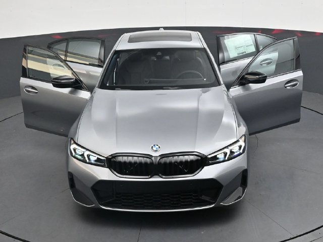 New 2026 BMW 330i Sedan w/ M Sport Package RWD image 42