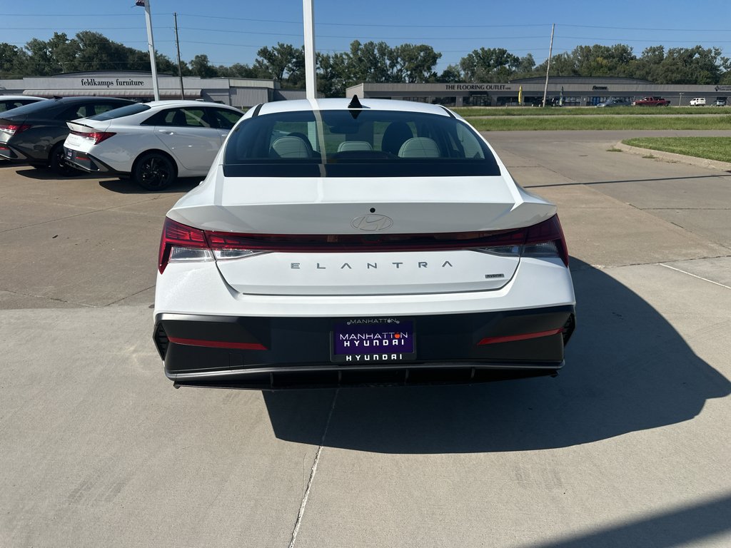 New 2026 Hyundai Elantra Limited FWD image 14