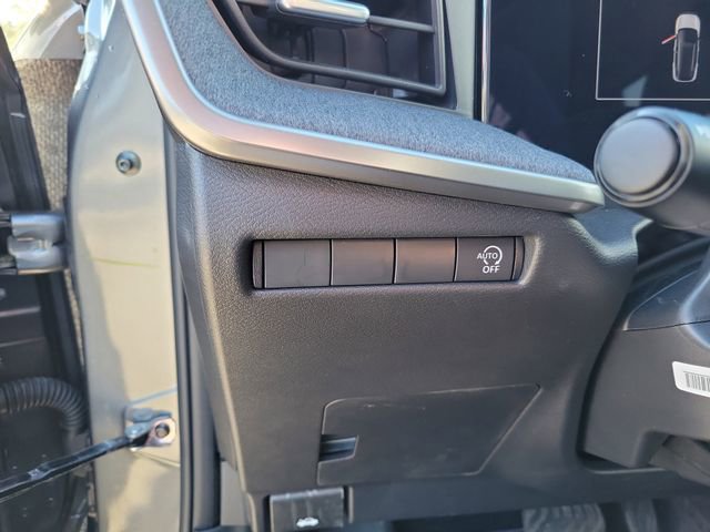 Used 2025 Nissan Kicks SV w/ Charging Package FWD image 15