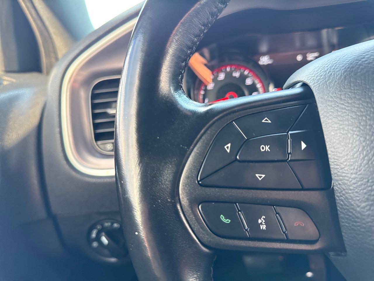 Used 2020 Dodge Charger SXT w/ Blacktop Package image 25