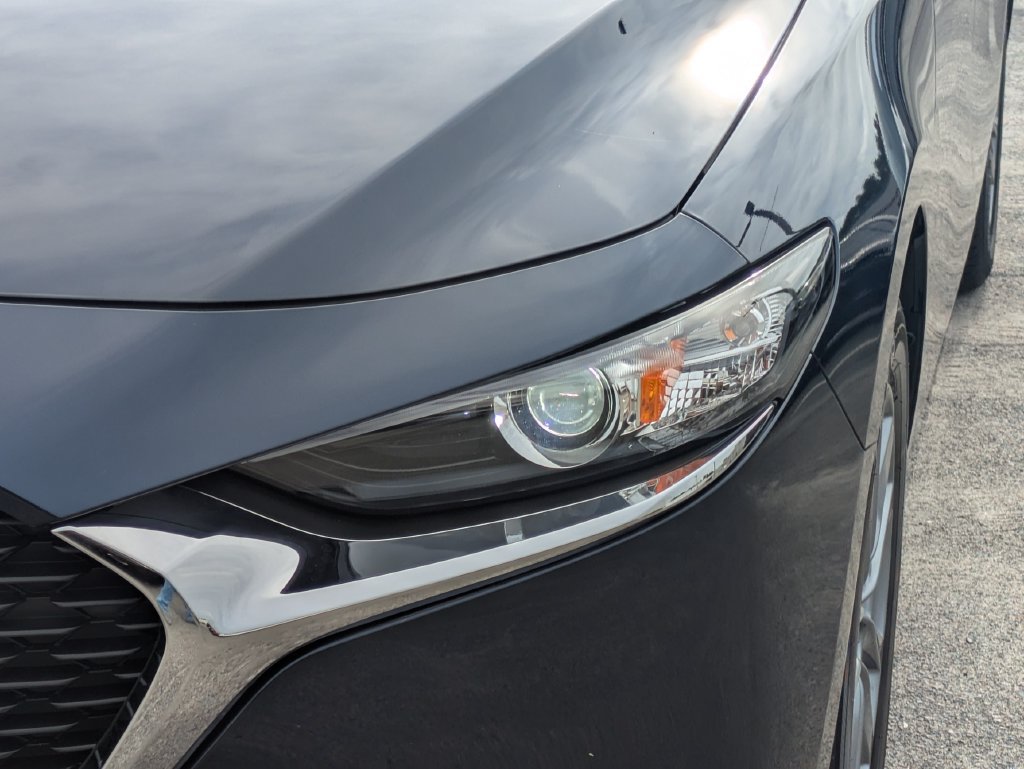 New 2026 MAZDA MAZDA3 s FWD image 9